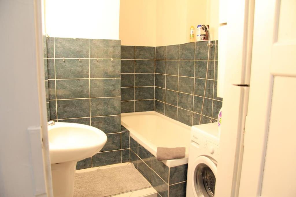 2 Bedrooms Close Vysehrad - Congress Centrum Praha Eksteriør bilde